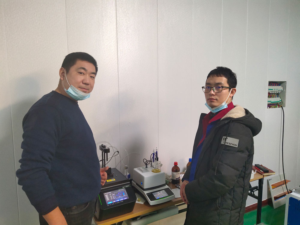 维科美拓卡尔费休水分测定仪和热变形维卡软化点温度测定仪在河北华密新材科技股份的应用